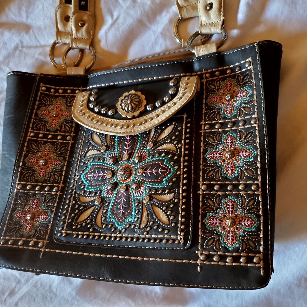 MONTANA WEST CCI PURSE